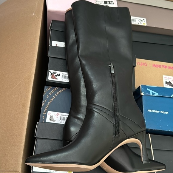 27 Edit Naturalizer Women's Falencia Boot Black Leather (WIDE) - Picture 8 of 9